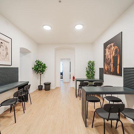 Chic Central City Rooms By Home2 Βιέννη Εξωτερικό φωτογραφία