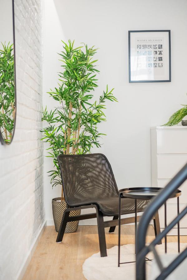 Chic Central City Rooms By Home2 Βιέννη Εξωτερικό φωτογραφία